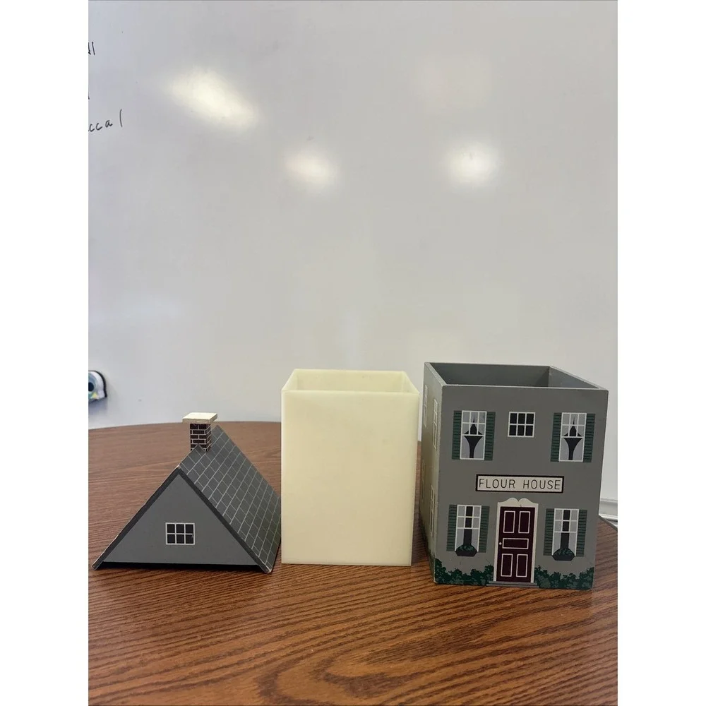 Flour House‎ Wood Canister Farmhouse Decor with Plastic Liner 11